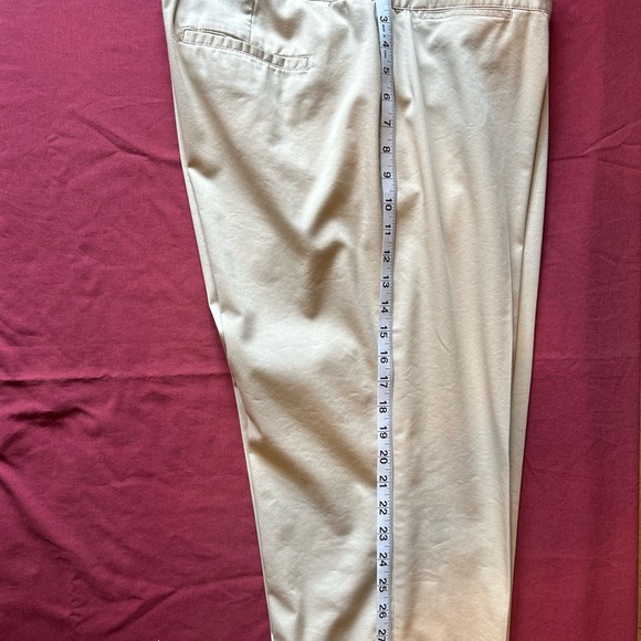 Dockers Collection Mid Rise Curvy capris - Picture 5 of 6